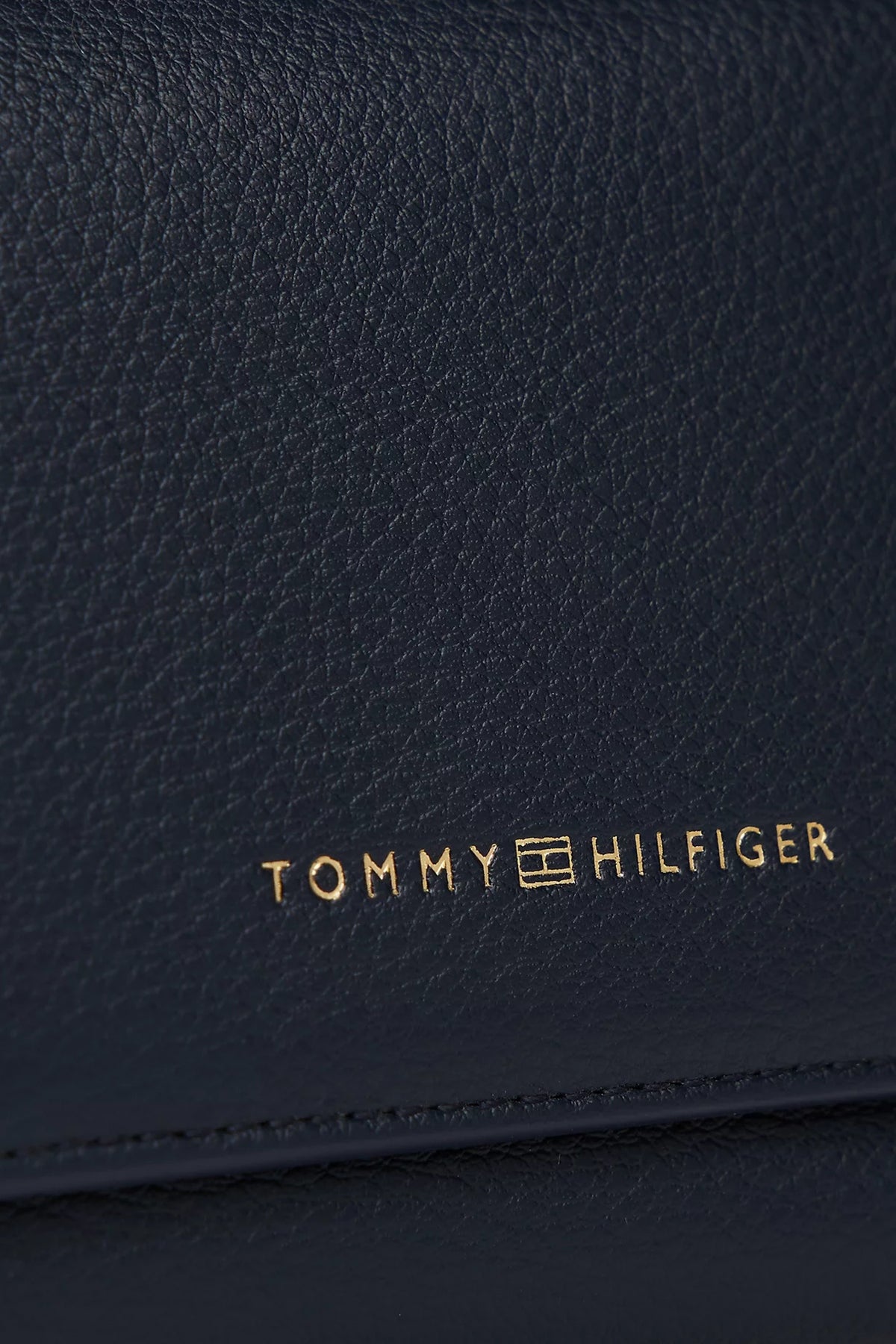 TOMMY HILFIGER TH FLAG TRIFOLD en color AZUL  (4)