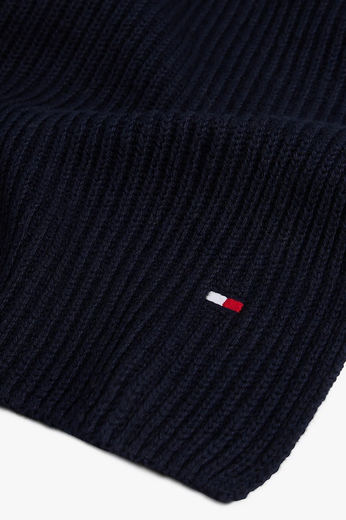 TOMMY HILFIGER TH FLAG PIMA COTTON CASH en color AZUL  (2)