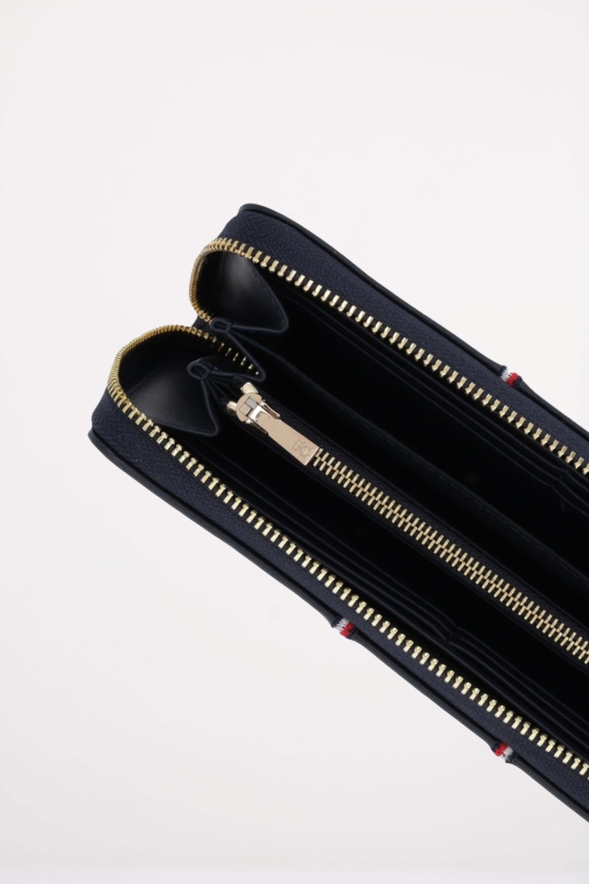 TOMMY HILFIGER TH ICON LRG ZA CORP en color AZUL  (3)