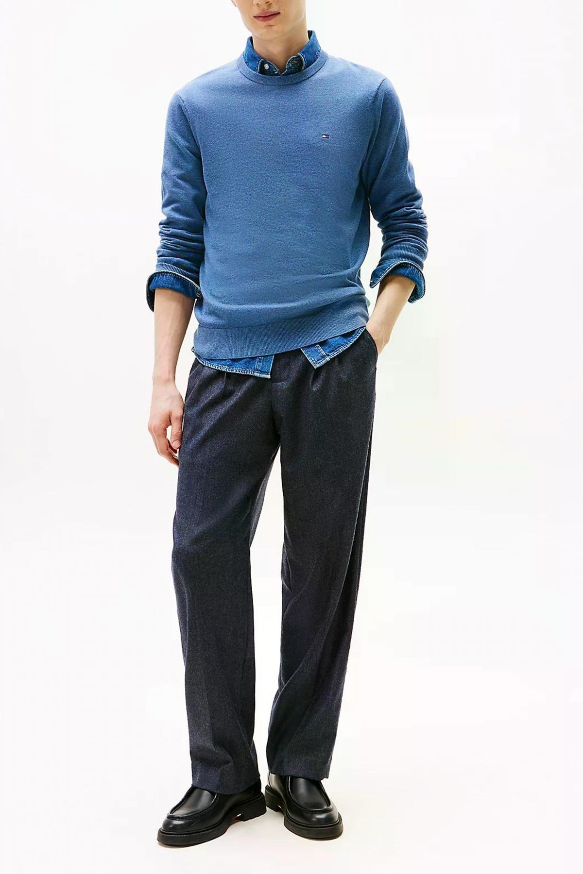 TOMMY HILFIGER ESSENTIAL STRUCTURE CREW en color AZUL  (4)