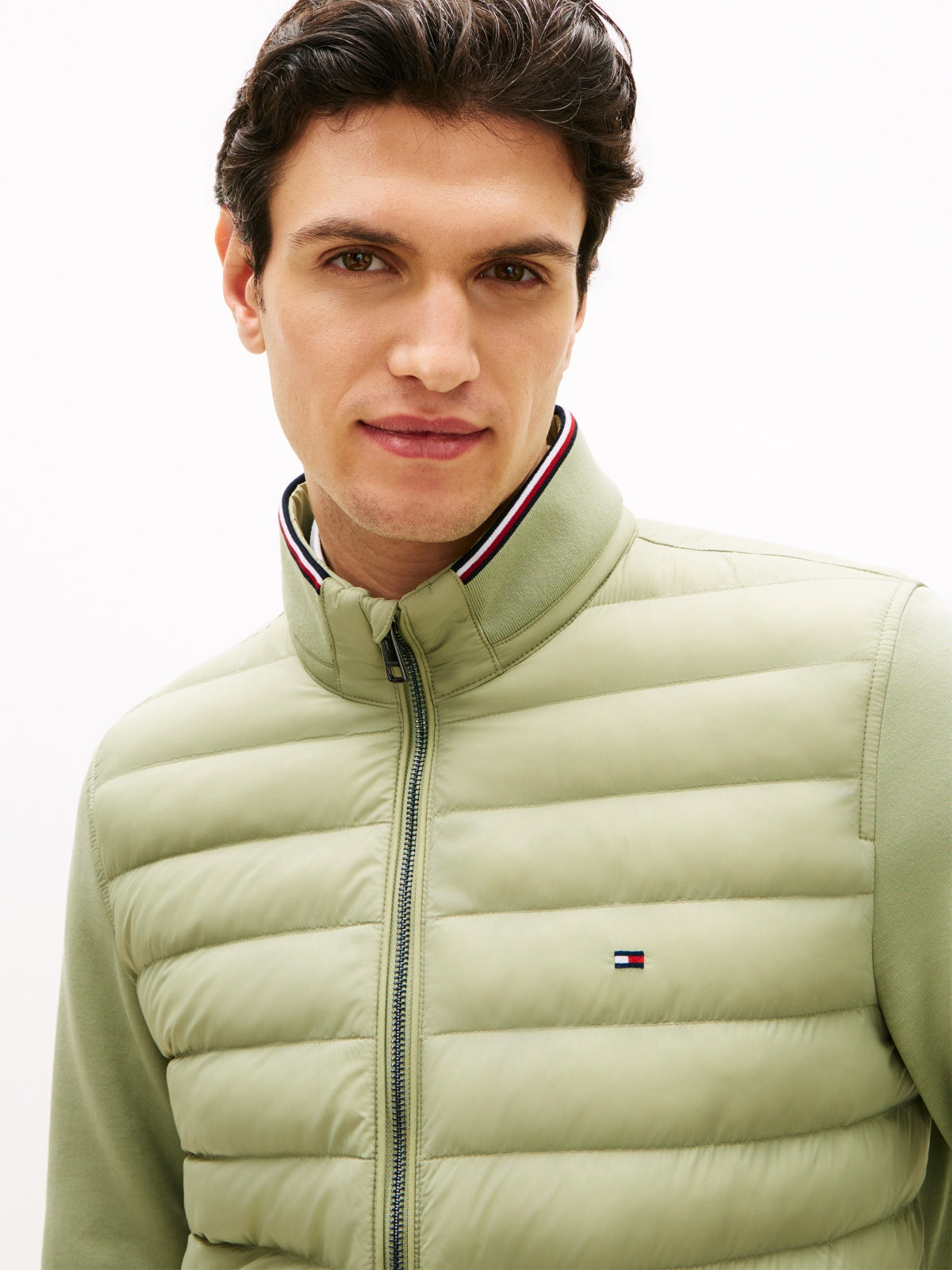 TOMMY HILFIGER MIX MEDIA ESS RWB STAND en color VERDE  (2)
