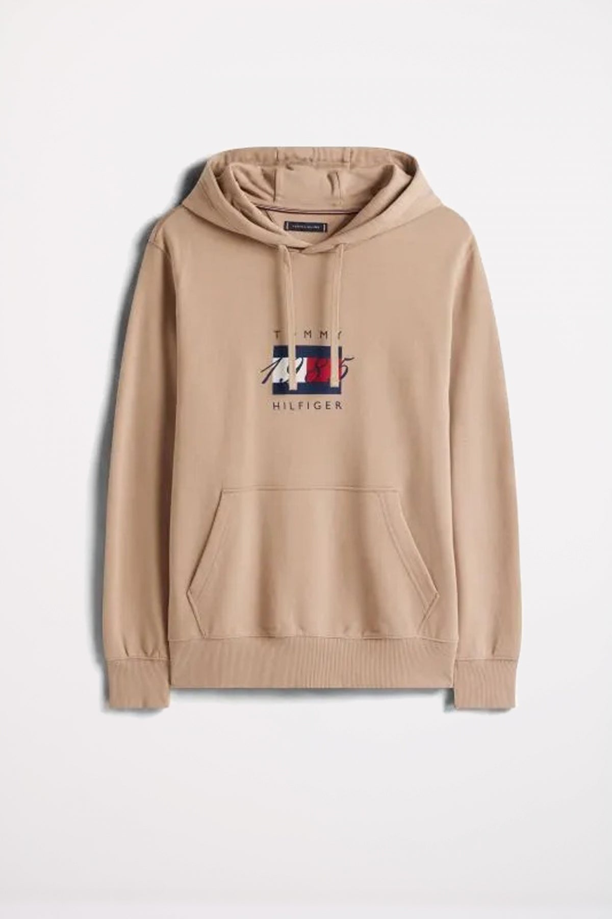 TOMMY HILFIGER LINEAR FLAG GRAPHIC HOOD en color MARRON CLARO  (2)