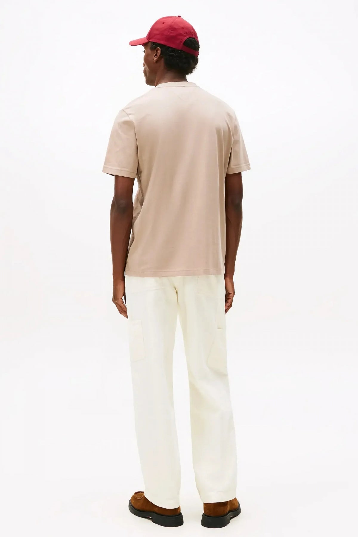 TOMMY HILFIGER  LINEAR FLAG GRAPHIC TEE en color BEIS  (3)