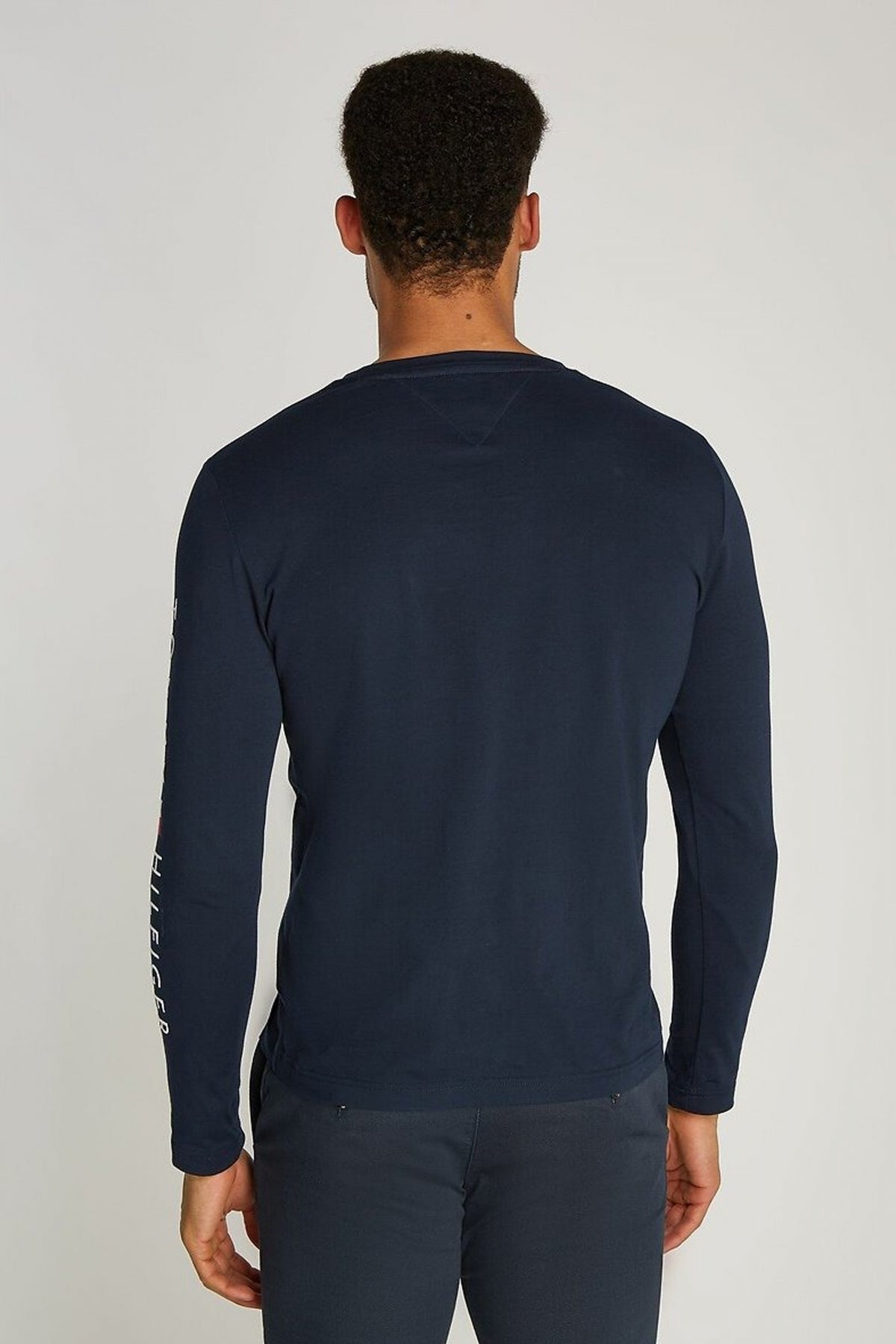 TOMMY HILFIGER TOMMY LOGO LONG SLEEVE T en color AZUL  (3)