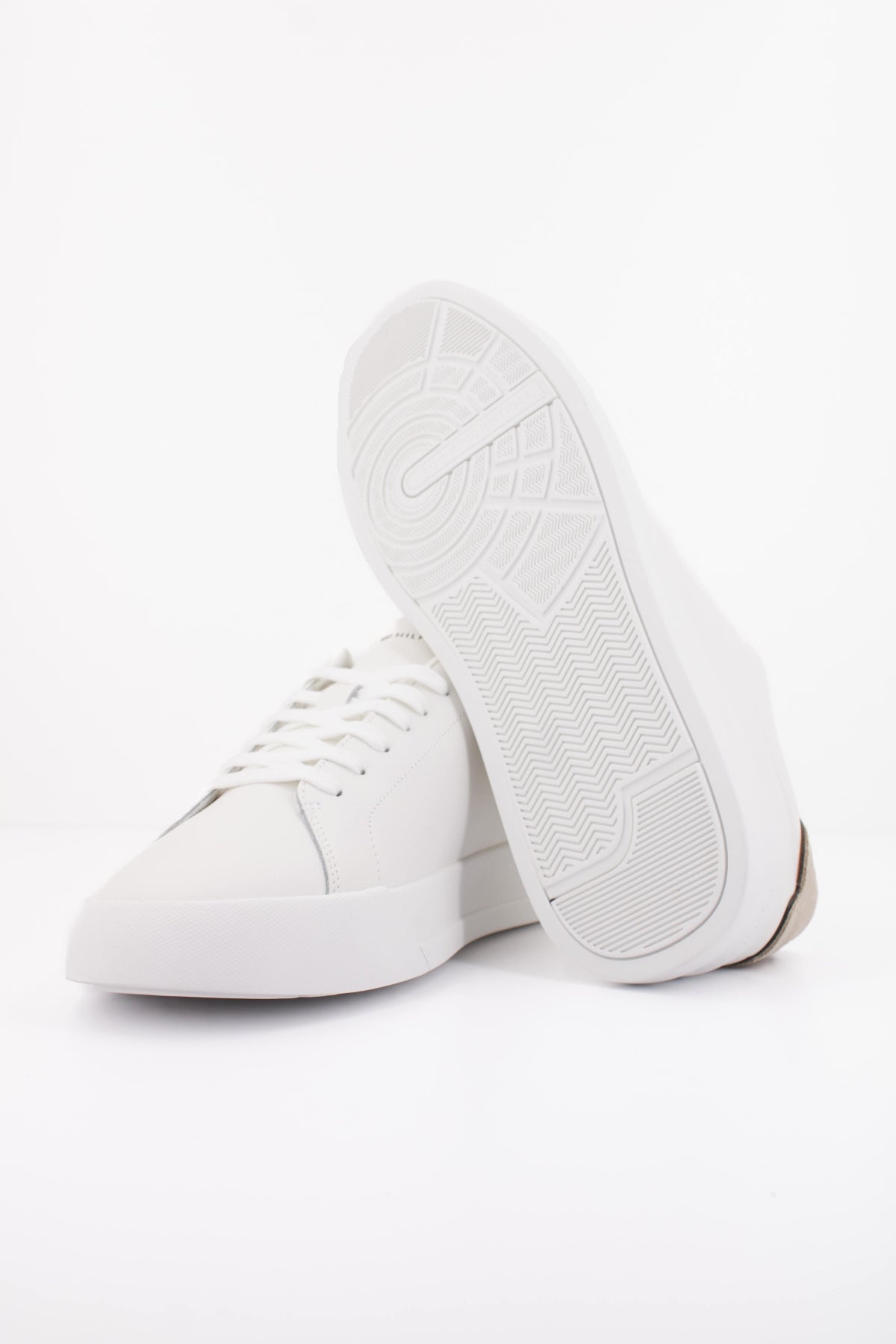 TOMMY HILFIGER FMFM en color BLANCO  (5)