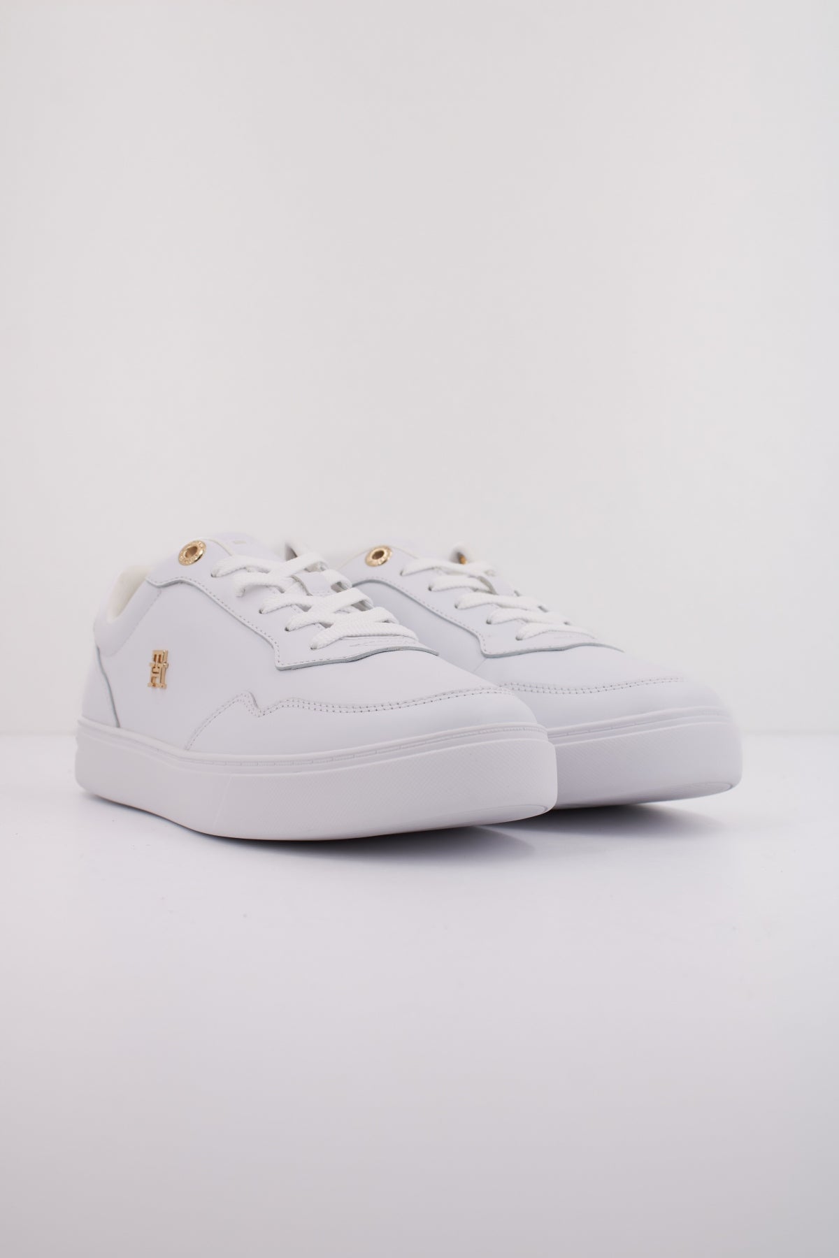TOMMY HILFIGER FWFW  en color BLANCO  (2)