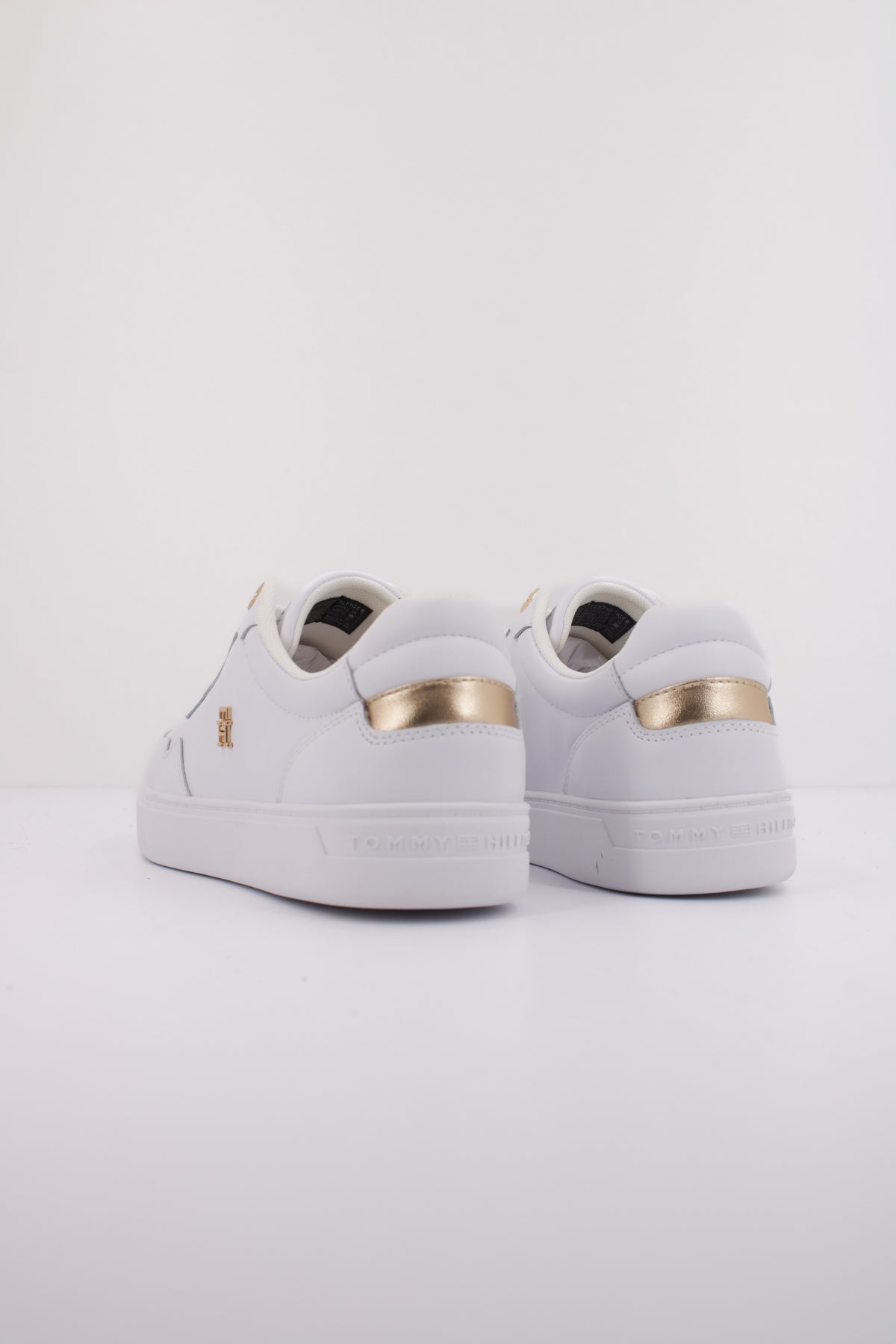 TOMMY HILFIGER FWFW  en color BLANCO  (4)