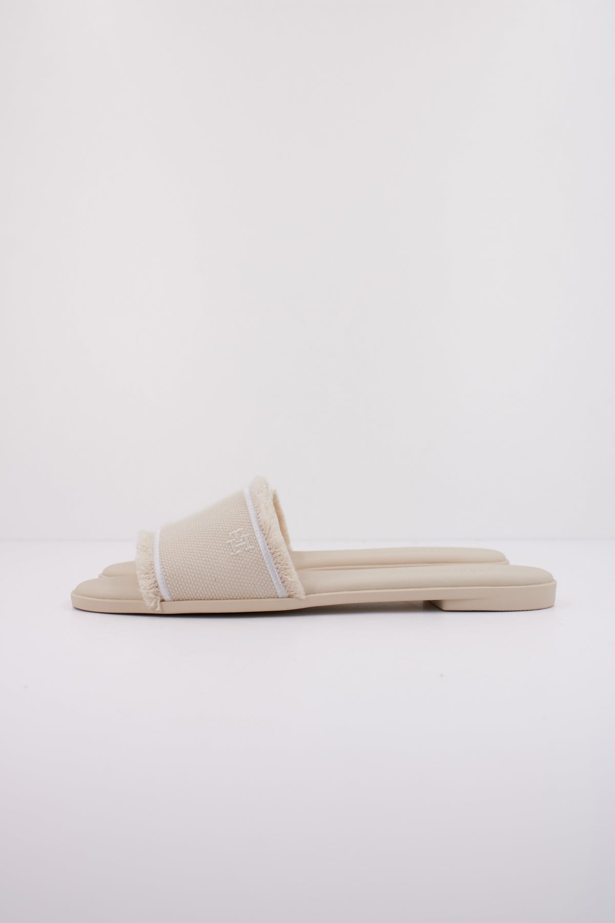 TOMMY HILFIGER ROSALIA I en color BEIS  (1)