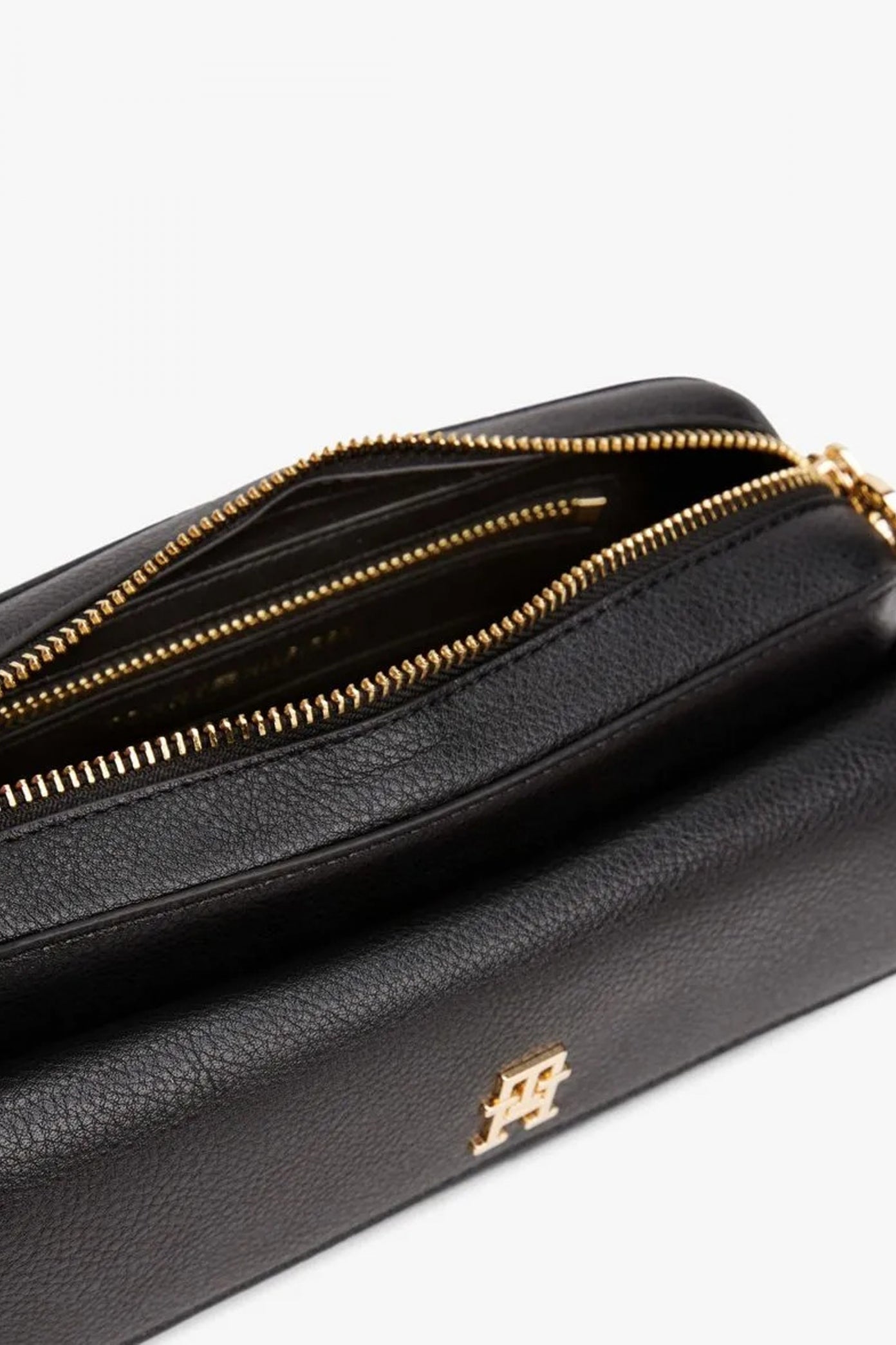 TOMMY HILFIGER TH DISTINCT CAMERA BAG en color NEGRO  (3)