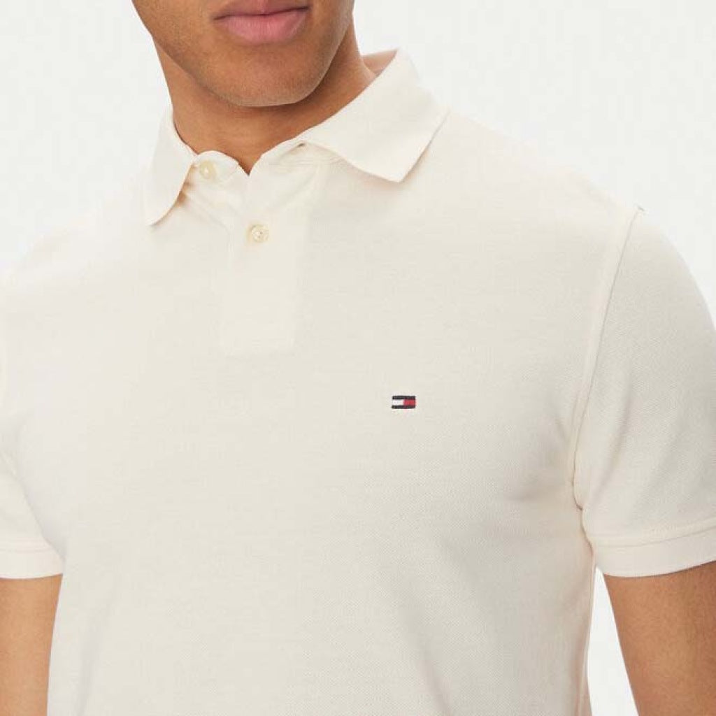 TOMMY HILFIGER MWMW  en color BLANCO  (7)