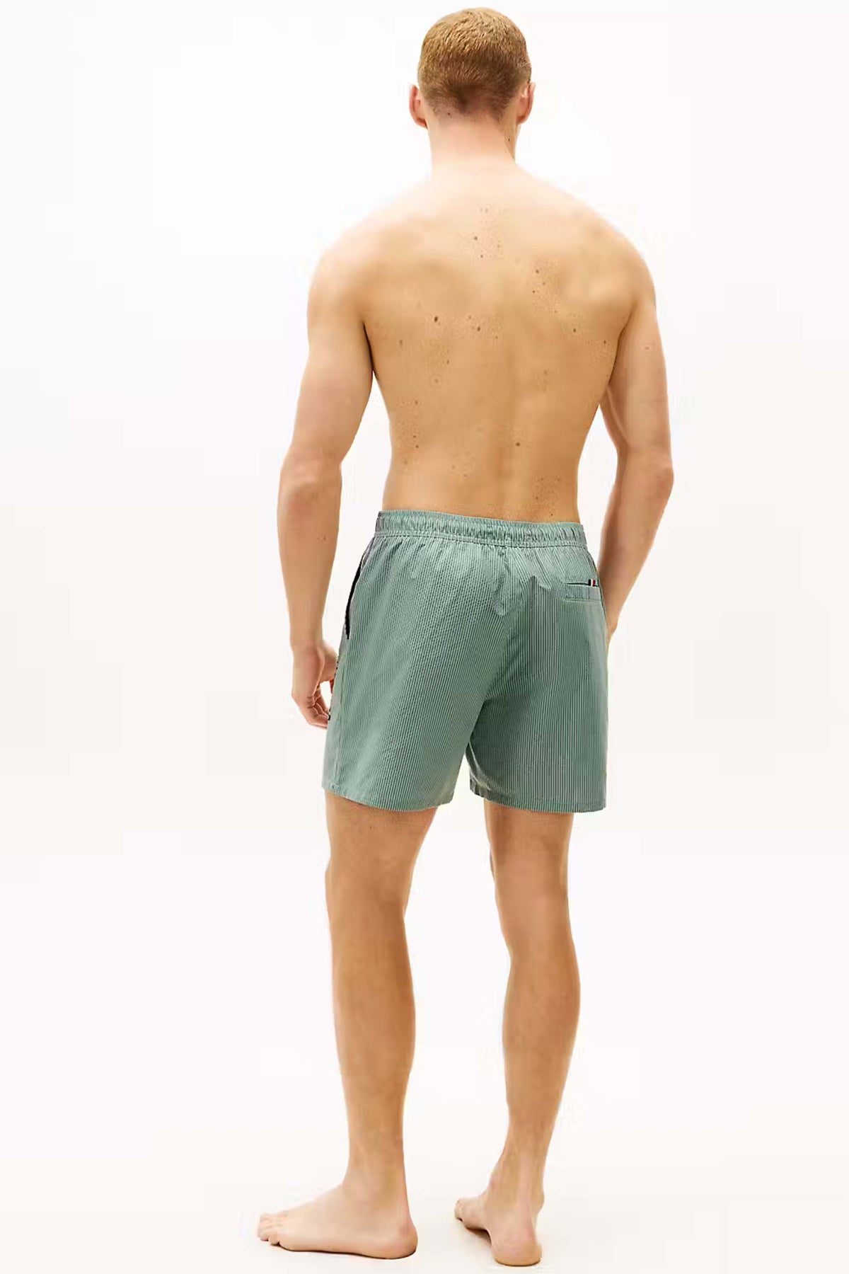 TOMMY HILFIGER UMUM  en color VERDE  (2)