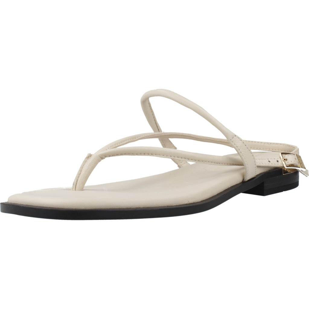 TOMMY HILFIGER FWFW  en color BEIS  (1)