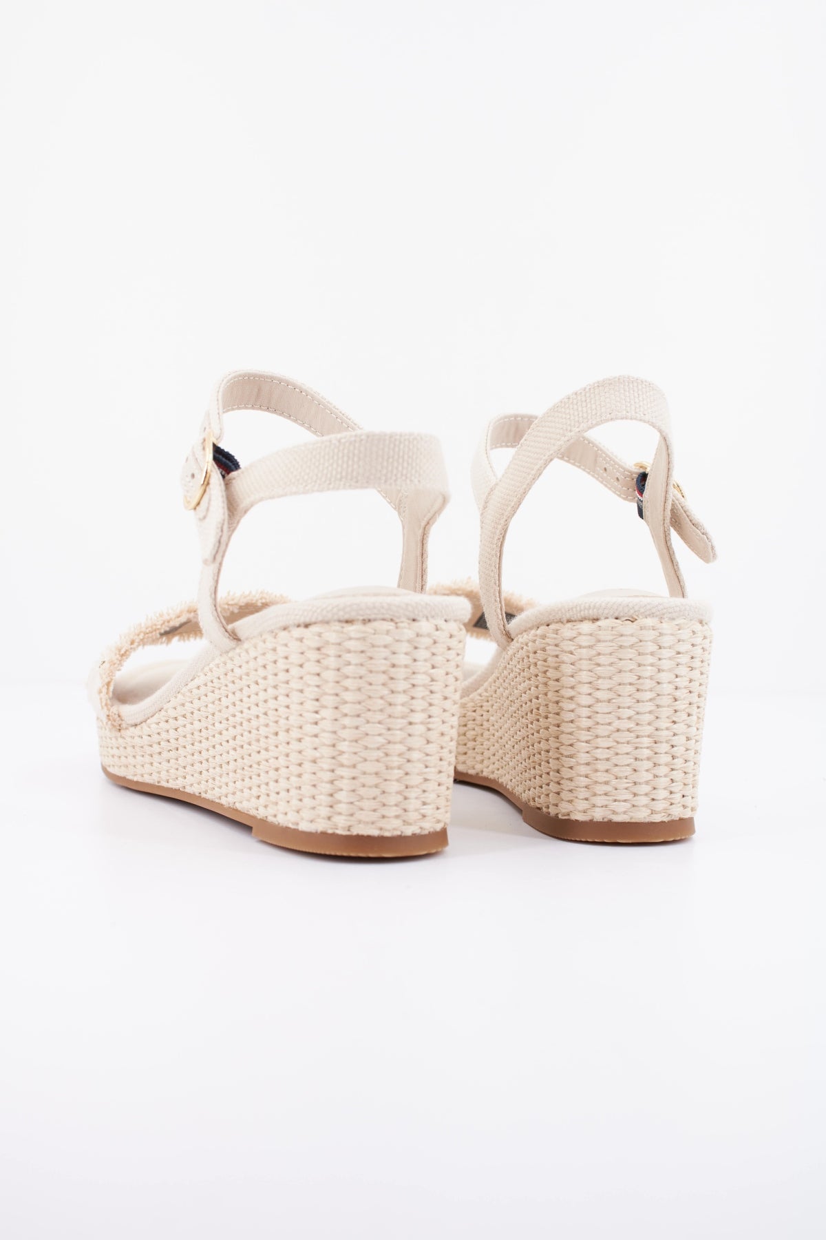 TOMMY HILFIGER EILEEN en color BEIS  (4)