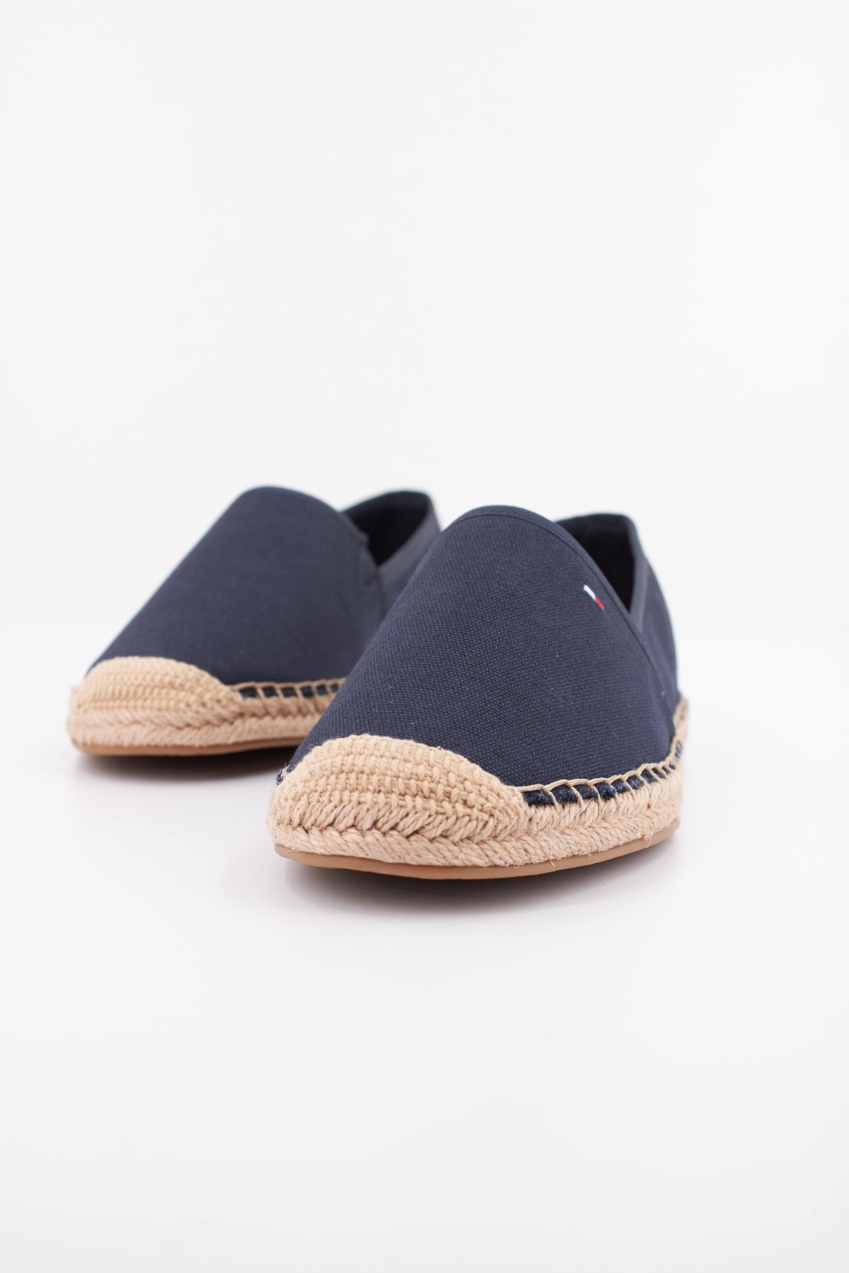 TOMMY HILFIGER FLAG CANVAS  en color AZUL  (2)