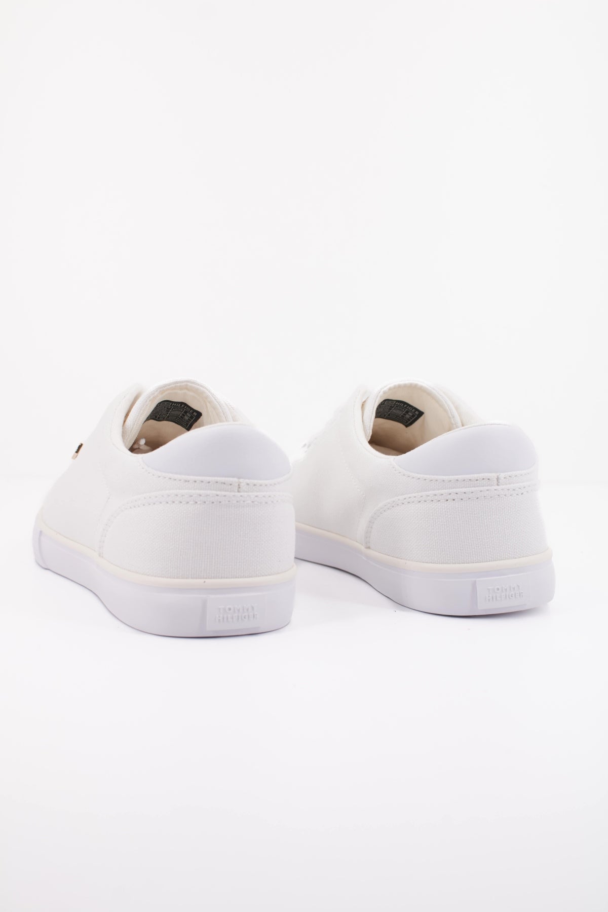 TOMMY HILFIGER FWFW  en color BLANCO  (4)