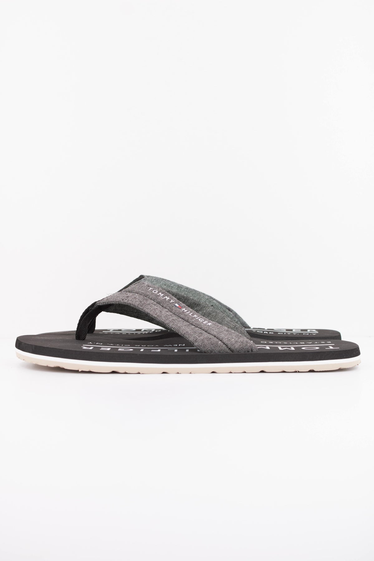 TOMMY HILFIGER CHAMBRAY BEACH en color NEGRO  (1)