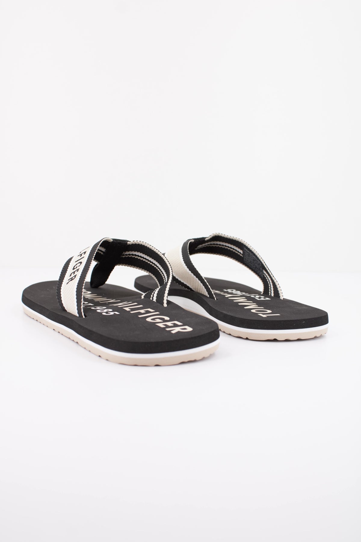 TOMMY HILFIGER SPORTY HILFIGER BEACH en color NEGRO  (4)