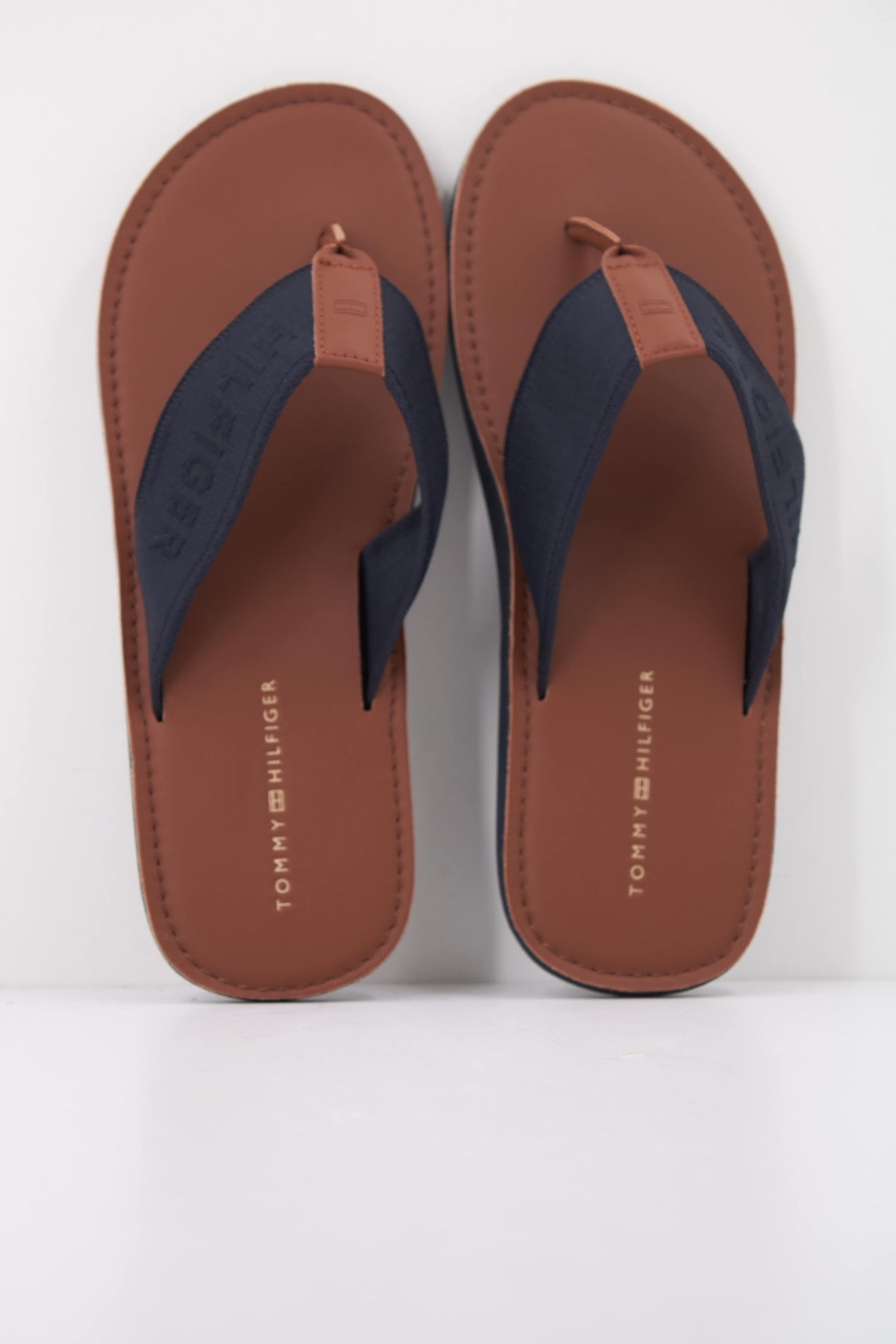 TOMMY HILFIGER HILFIGER LEATHER BEACH en color AZUL  (3)