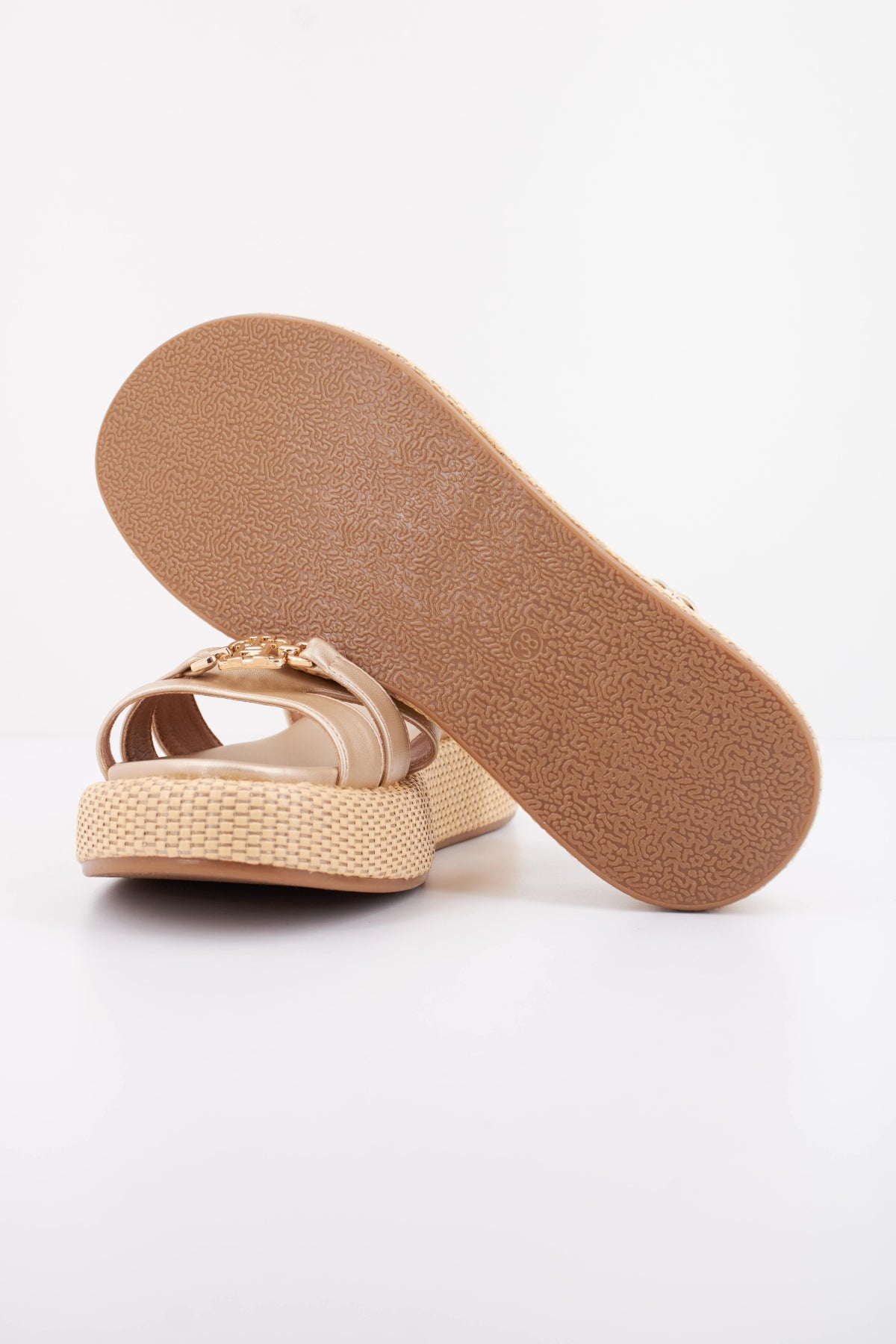 TOMMY HILFIGER TA  en color ORO  (5)