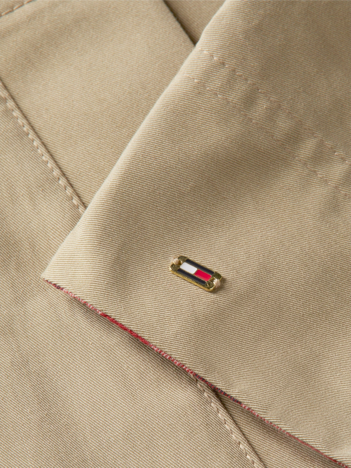 TOMMY HILFIGER WWWW COTTON SHORT JACKET en color BEIS  (3)