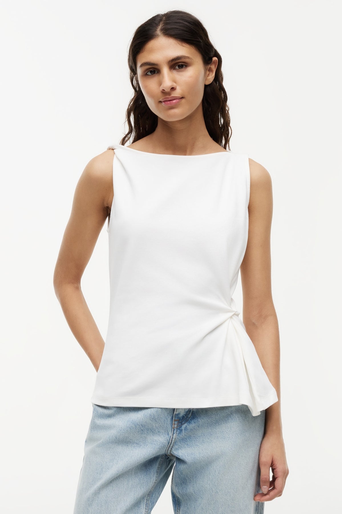 TOMMY HILFIGER WWWW INTERLOCK KNOT SLVLS TOP en color BLANCO  (1)