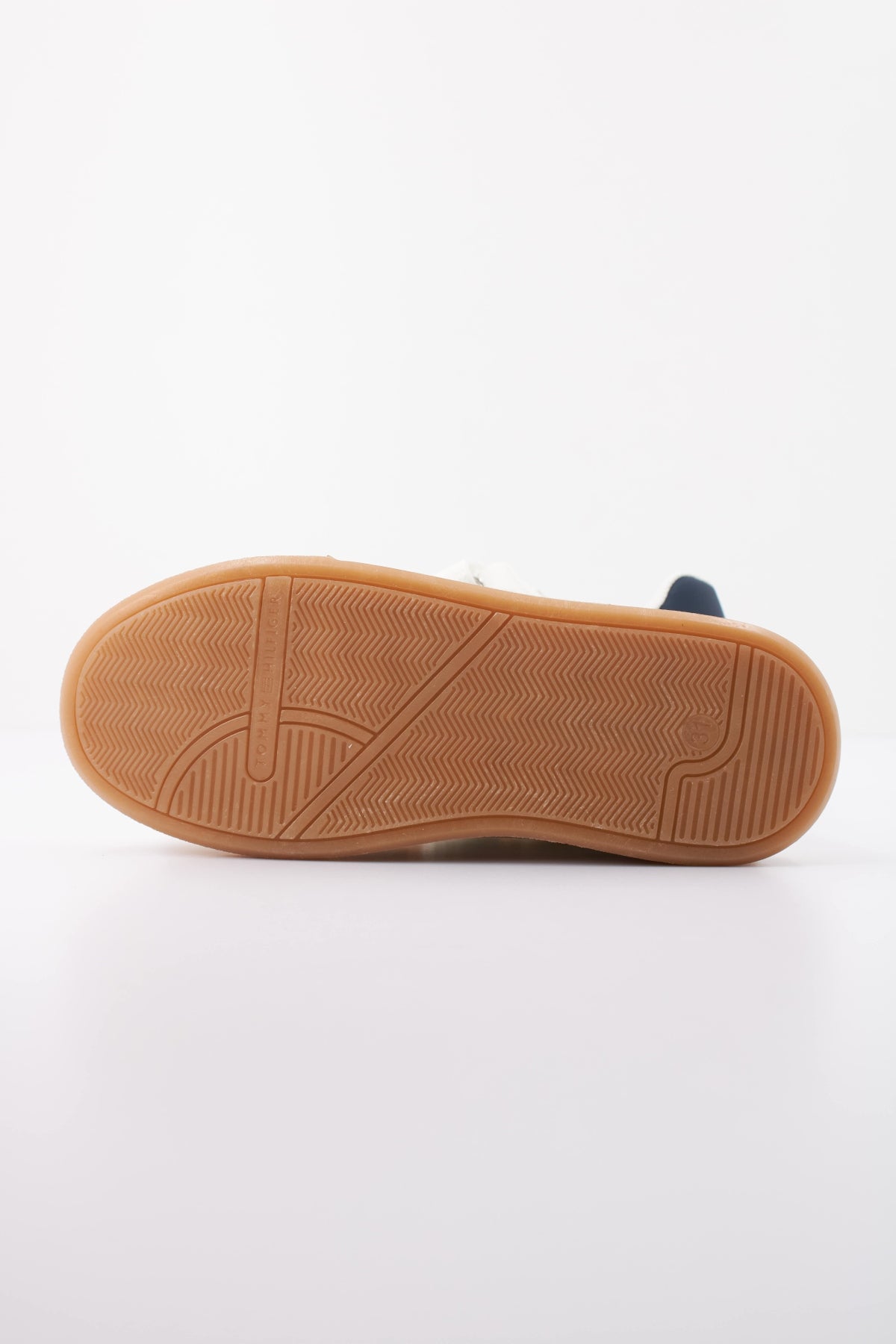 TOMMY HILFIGER LOW CUT VELCRO SNEAKER en color BLANCO  (5)