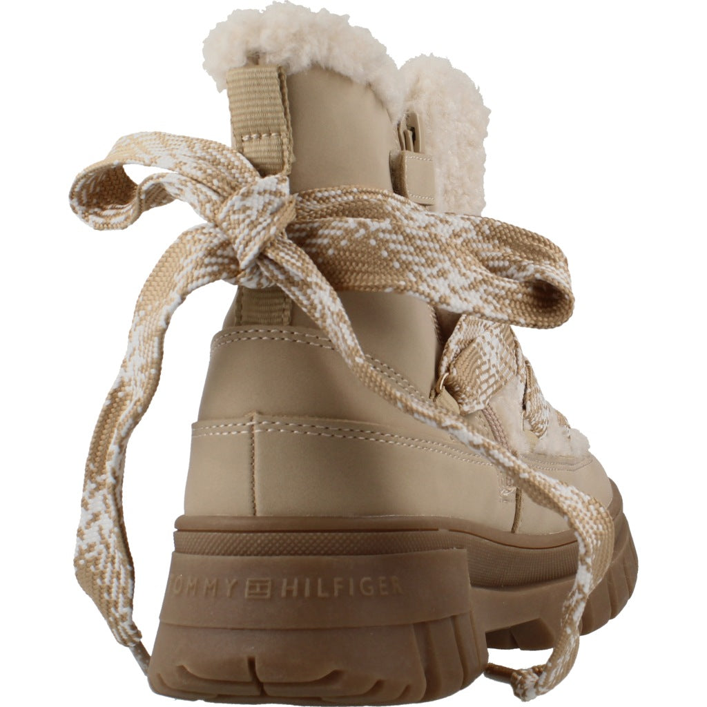 TOMMY HILFIGER BOOTIE en color MARRON CLARO  (3)
