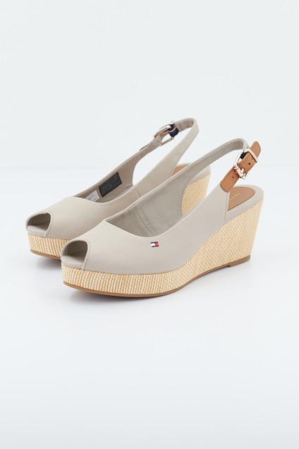 TOMMY HILFIGER ELBA SLING BACK W en color MARRON CLARO  (1)