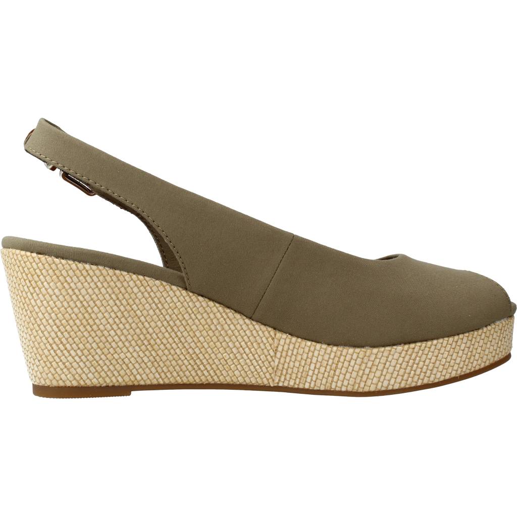 TOMMY HILFIGER ICONIC ELBA SLING BACK W en color VERDE  (4)