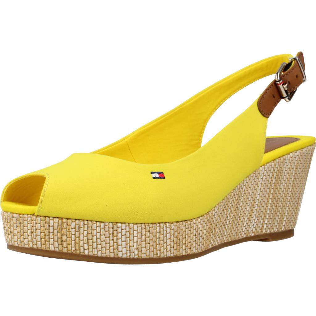 TOMMY HILFIGER ICONIC ELBA SLING BACK W en color AMARILLO  (1)