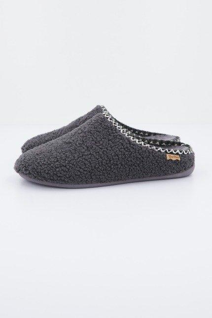 TONI PONS MAUI SH ZAPATILLA HOGAR en color GRIS  (1)