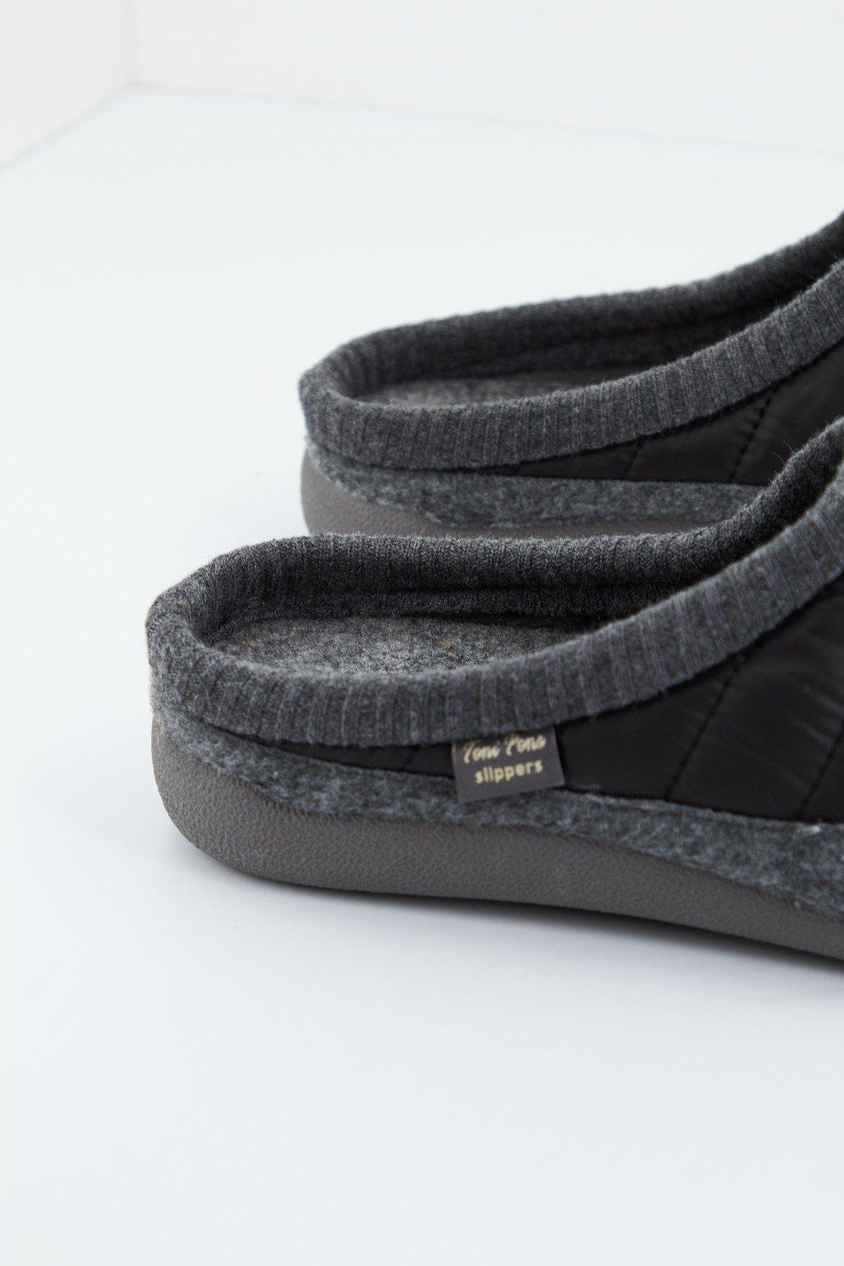 TONI PONS NIX TK ZAPATILLA HOGAR en color NEGRO  (3)