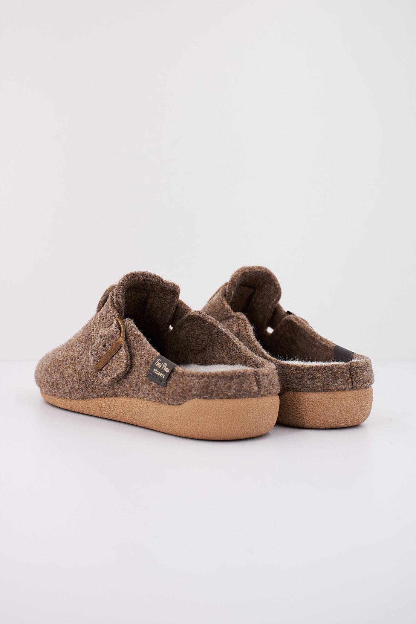 TONI PONS MIMA FP en color MARRON  (4)