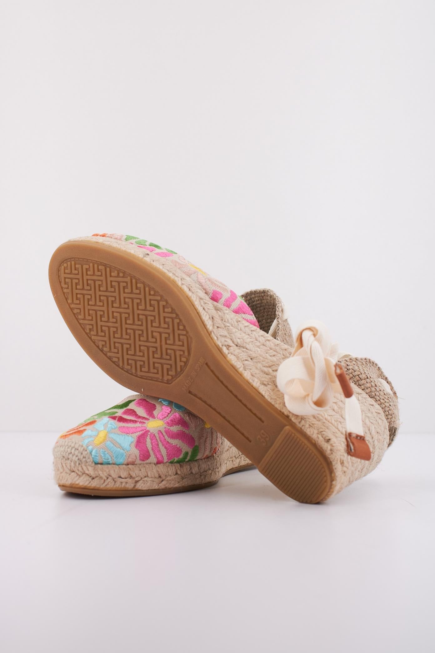 TONI PONS CASTELLt  en color FLORAL  (5)
