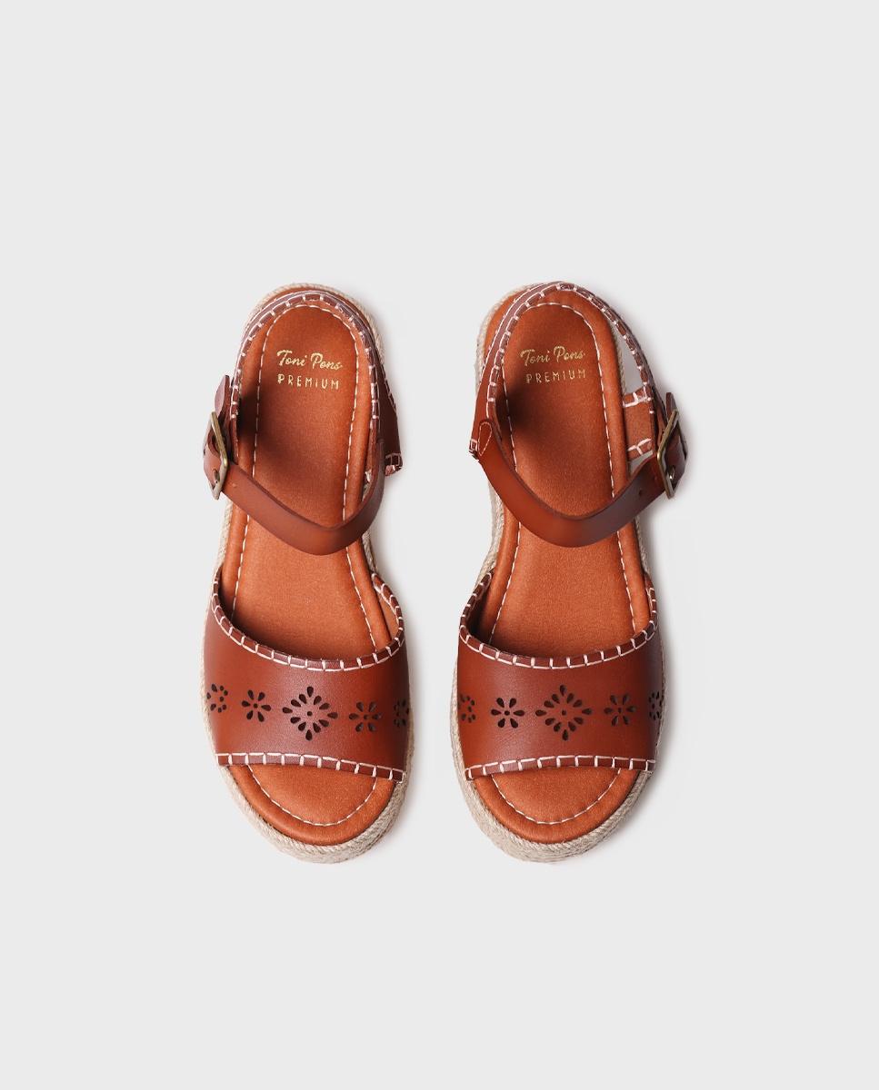 TONI PONS  en color MARRON  (3)