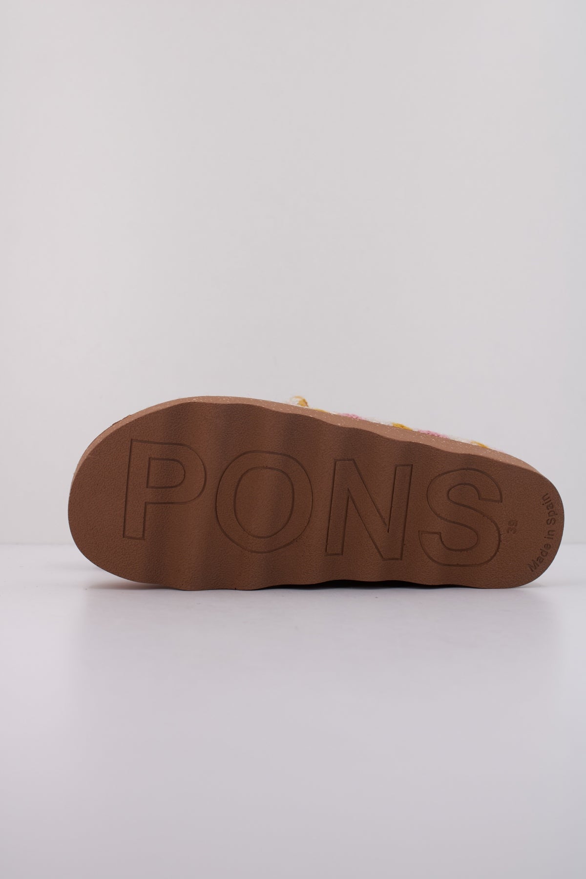 TONI PONS JOYCE YA  en color ROSA  (5)