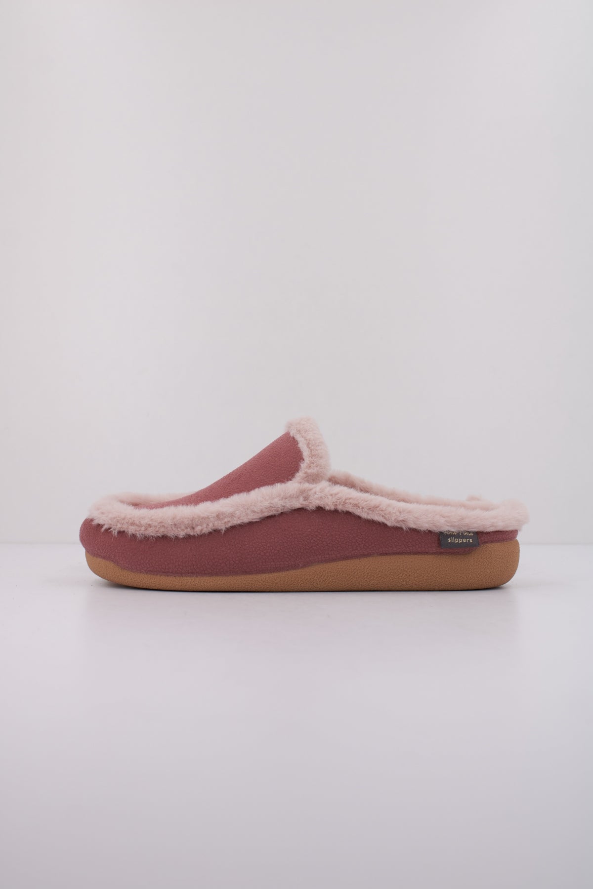 TONI PONS MUNIC BD ZAPATILLA HOGAR en color ROJO  (1)
