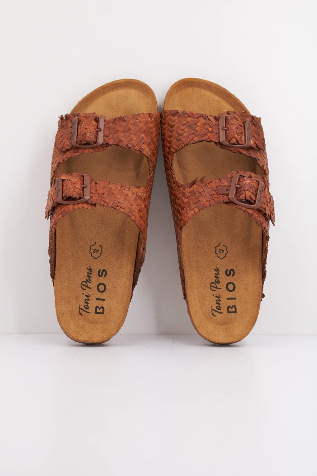 TONI PONS GUAM TE en color MARRON  (3)