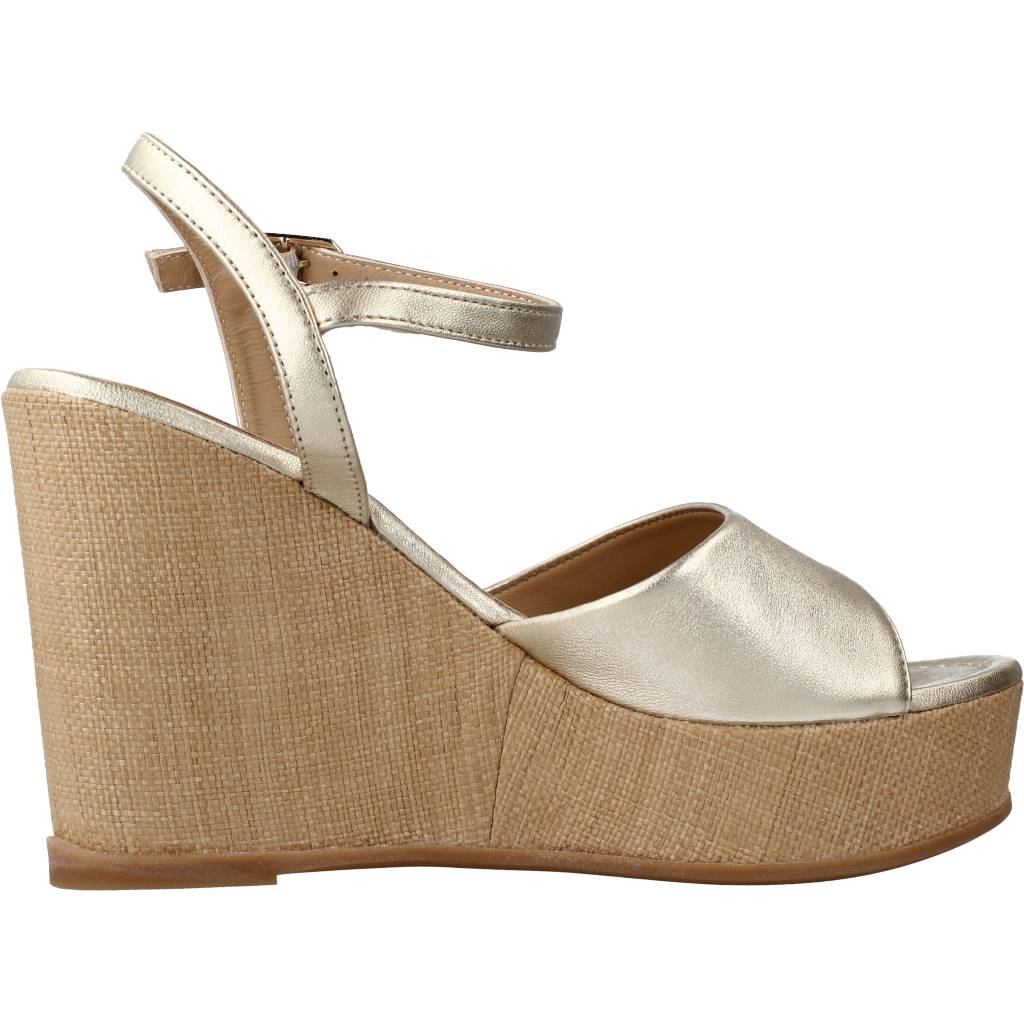 UNISA MANZI LMT en color ORO  (4)