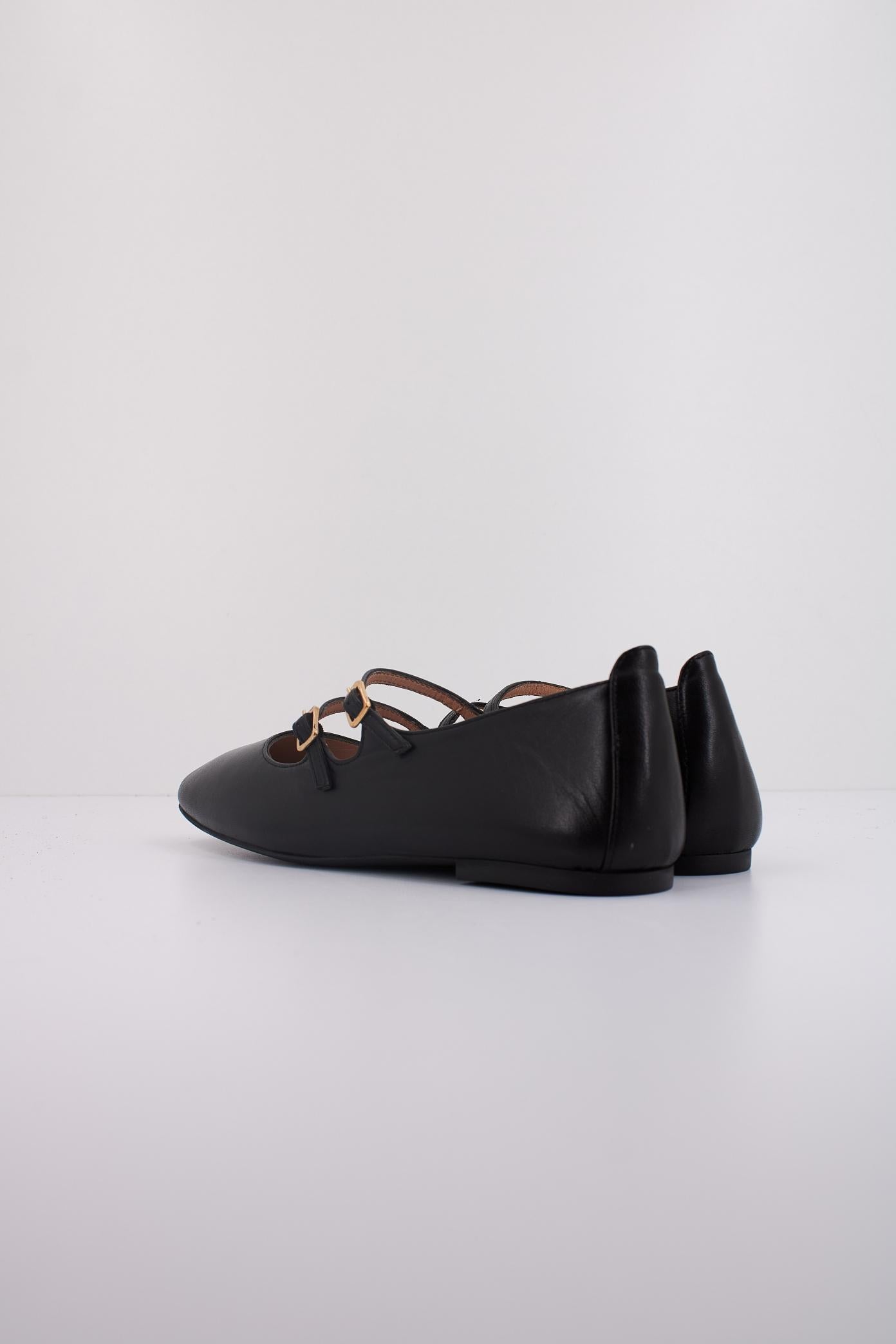 UNISA BERLEY en color NEGRO  (4)