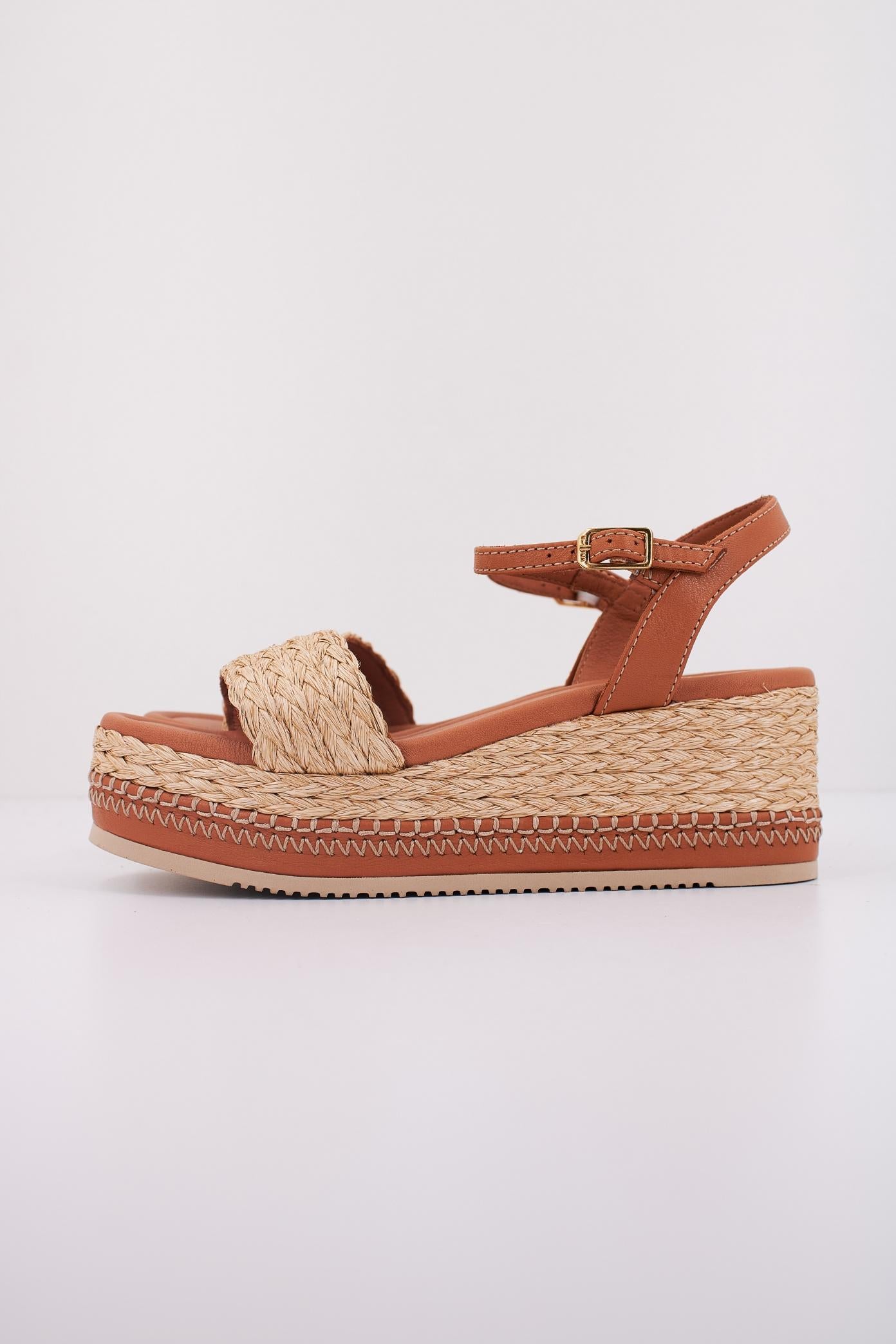 UNISA KEBEC  GRA  en color MARRON  (1)