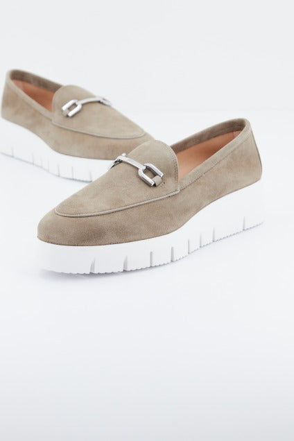 UNISA FAMO KS  en color MARRON  (1)
