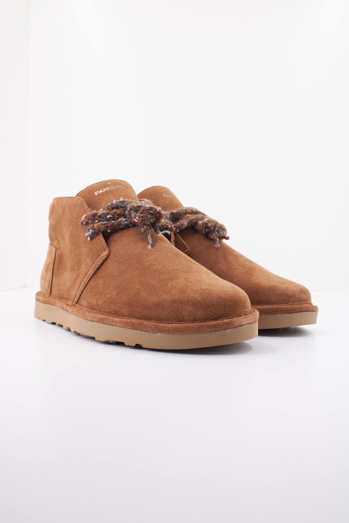 PANCHIC PM AURA ANKLE BOOT en color MARRON  (2)