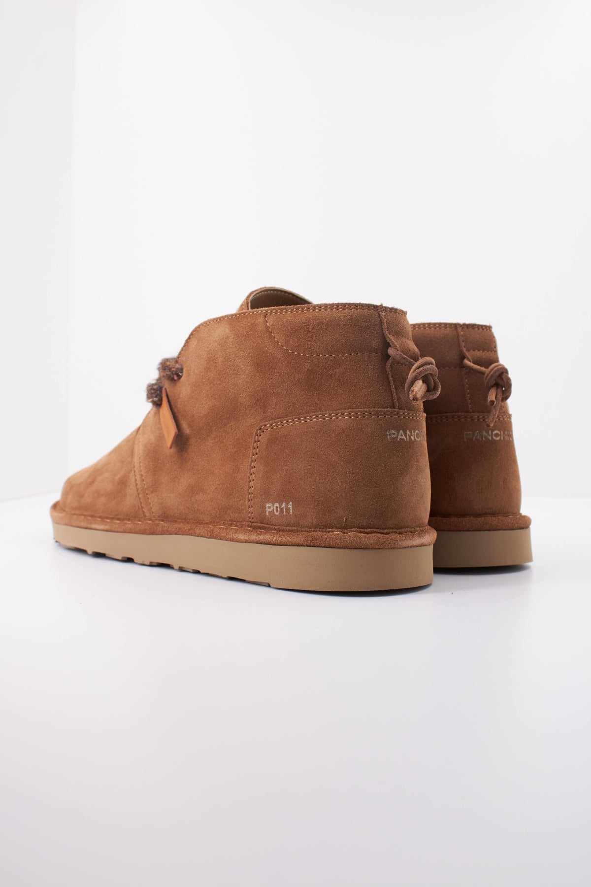 PANCHIC PM AURA ANKLE BOOT en color MARRON  (4)
