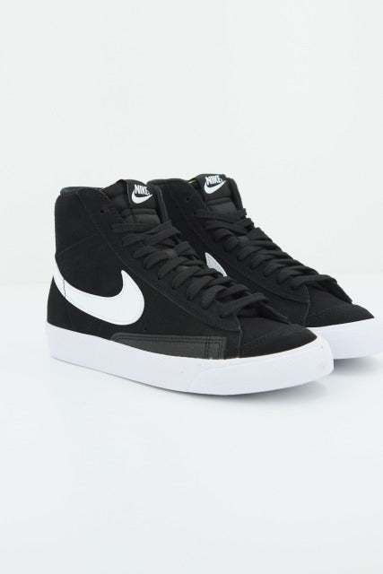 NIKE BLAZER MID ' en color NEGRO  (1)