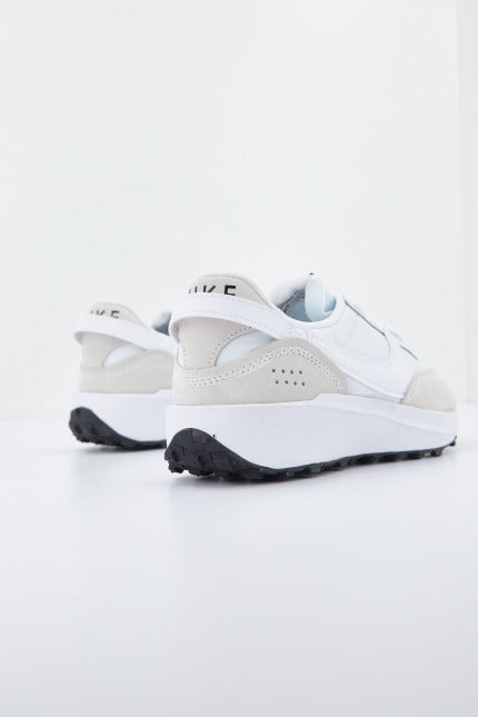 NIKE WAFFLE DEBUT en color BLANCO  (4)