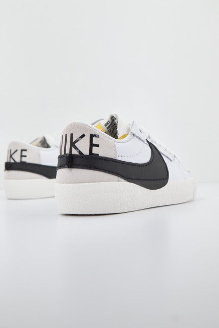 NIKE DQ  en color BLANCO  (3)
