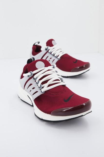NIKE AIR PRESTO en color BURDEOS  (2)