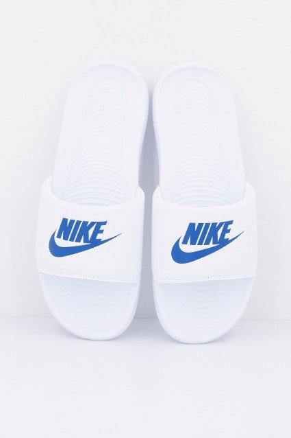 NIKE VICTORI ONE MEN'S en color BLANCO  (1)