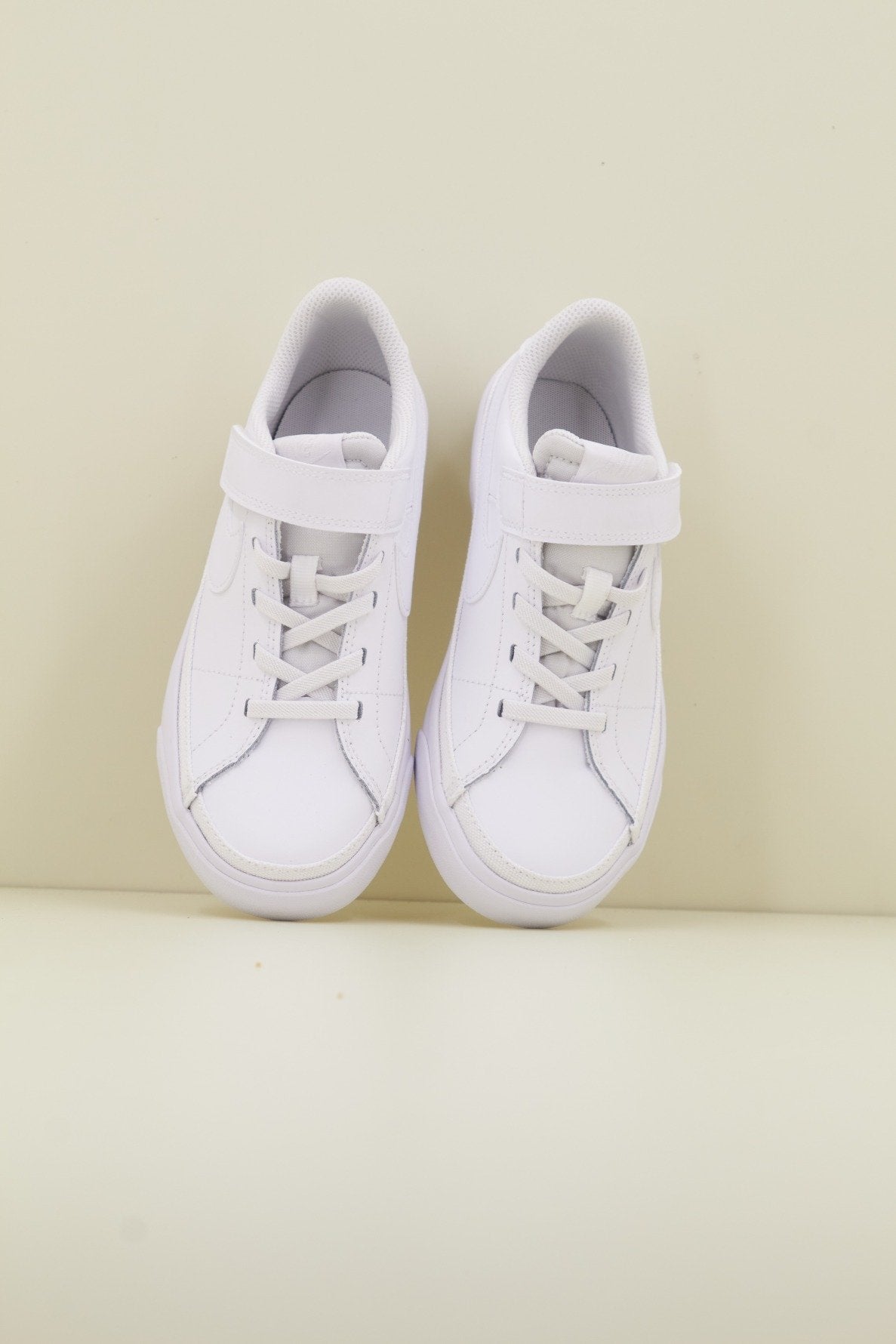 NIKE COURT LEGACY PSV en color BLANCO  (2)